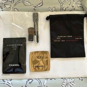 NWT CHANEL MASCARA BRUSHES AND A SERUM SAMPLER WITH A POUCH